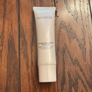 Laura Mercier Foundation Primer
